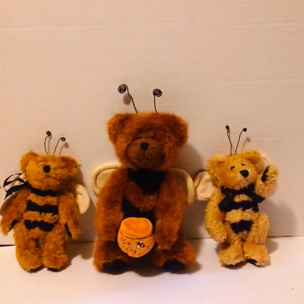NEVER USED BOYD'S 🐝 PLUSH BEARS 🐻 2 ORNAMENTS-BUD BUZZY AND BIBI & U BEE HAPPY